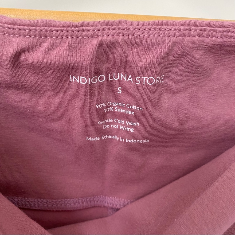 Women's Mauve Leggings and Shorts Set - Picture 11 of 12